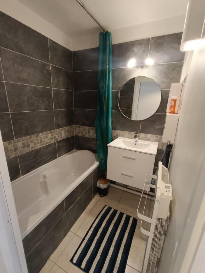 Appartement T2 En Residence Securisee Oloron-Sainte-Marie Ngoại thất bức ảnh